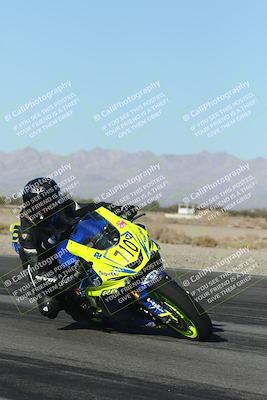 media/Nov-01-2025-CVMA (Sat) [[fc0f7531b8]]/Race 13-Femmewalla-Femmewalla UL/